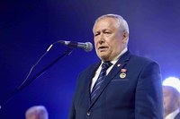 Накануне в УКРЦ «Арена Металлург» состоялось чествование ветеранов городских предприятий, приуроченное ко Дню города и Дню металлурга