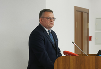 Председатель Общественной палаты Владимир Зяблицев рассказал немного о работе своей организации на очередном заседании Магнитогорского городского Собрания депутатов