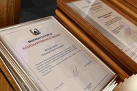 С 2017 года 5 декабря в России отмечается День тех, кто безвозмездно, т.е даром, своей добротой, отзывчивостью помогает менять мир к лучшему - День добровольца ✨