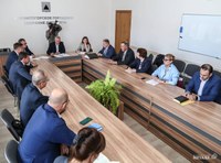 Общественная палата Магнитогорска провела круглый стол по проблеме того, что остаётся на газонах после выгула собак.